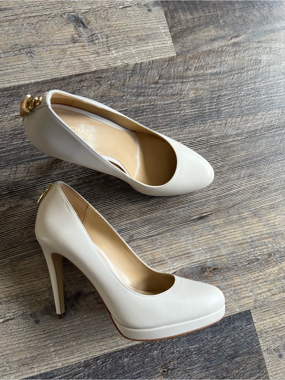 Michael Kors Cream Leather High Heel Pumps Size 6